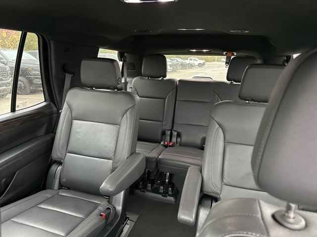 Thumbnail: 2023 Chevrolet Tahoe - 8