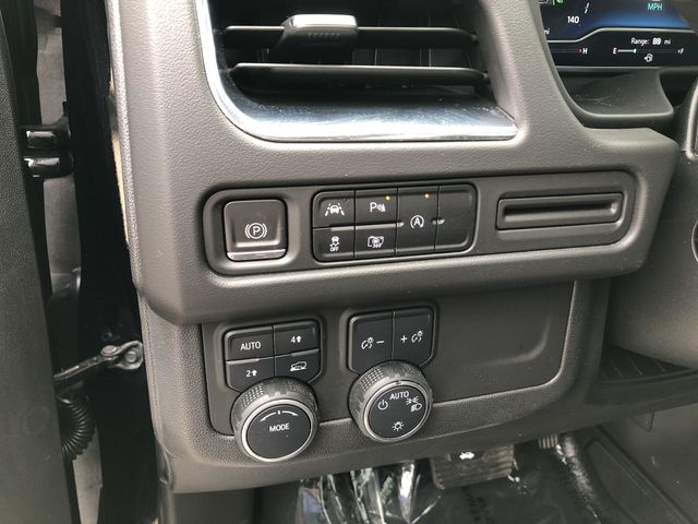 Thumbnail: 2023 Chevrolet Tahoe - 36