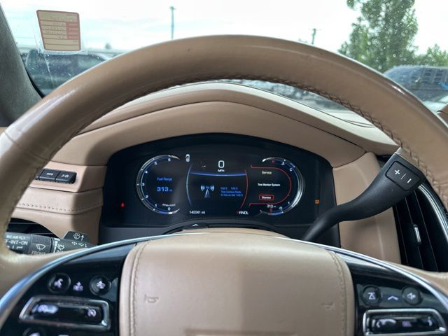 Thumbnail: 2019 Cadillac Escalade - 16
