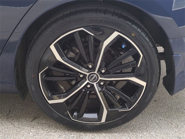 Thumbnail: 2024 Nissan Altima - 8