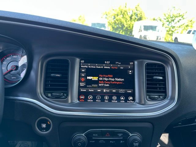 Thumbnail: 2020 Dodge Charger - 10