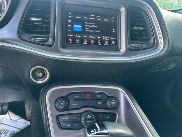 Thumbnail: 2019 Dodge Challenger - 13