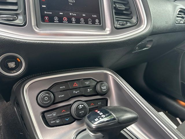 Thumbnail: 2019 Dodge Challenger - 13