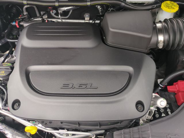 Thumbnail: 2026 Chrysler Pacifica - 9