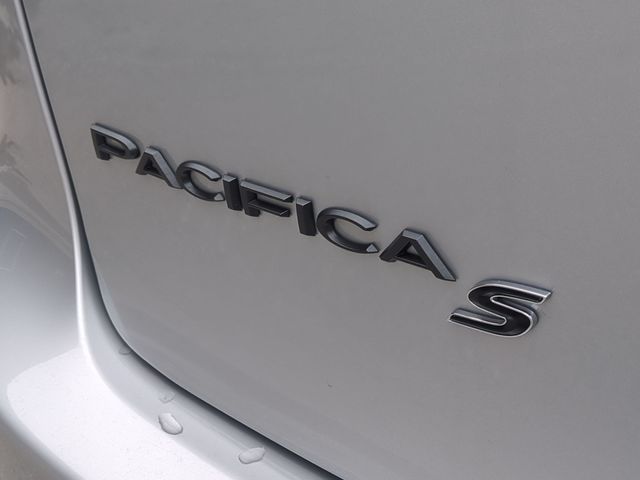 Thumbnail: 2026 Chrysler Pacifica - 25