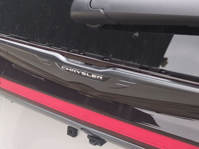 Thumbnail: 2026 Chrysler Pacifica - 7
