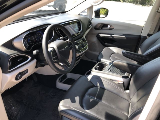 Thumbnail: 2024 Chrysler Pacifica - 2
