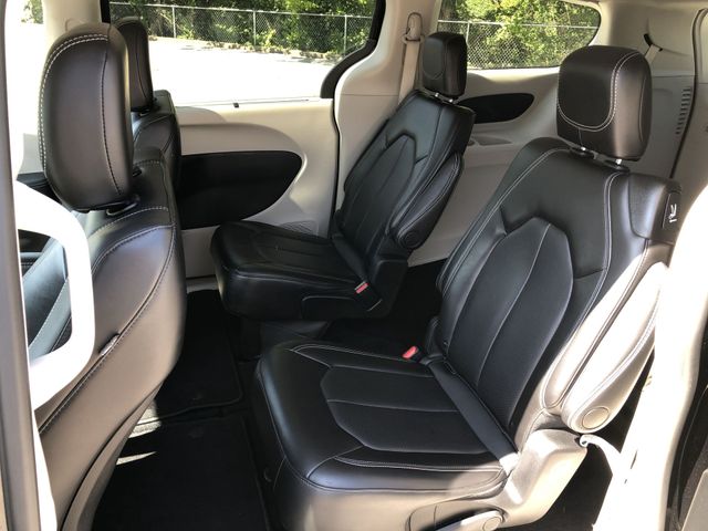 Thumbnail: 2024 Chrysler Pacifica - 12