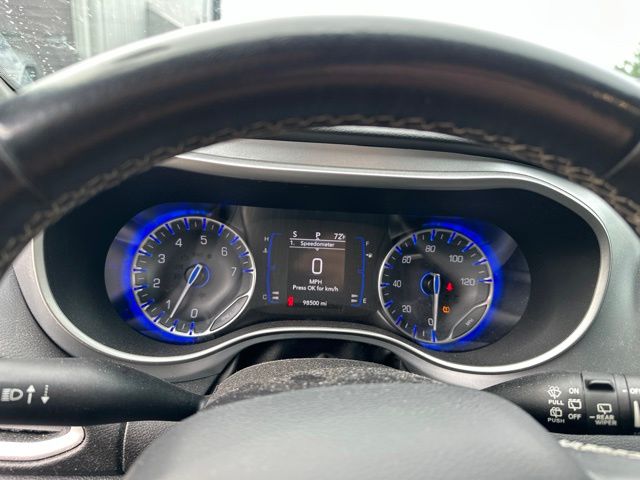 Thumbnail: 2020 Chrysler Pacifica - 10