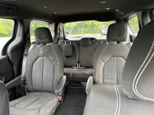 Thumbnail: 2020 Chrysler Pacifica - 8