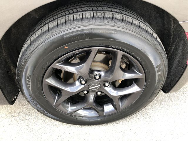 Thumbnail: 2020 Chrysler Pacifica - 7