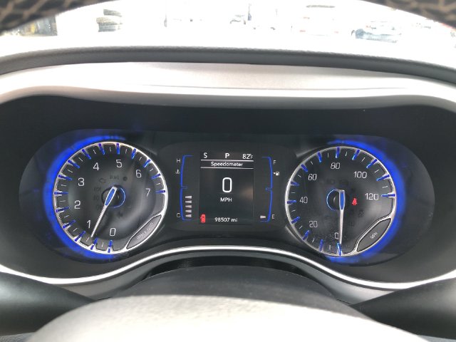 Thumbnail: 2020 Chrysler Pacifica - 14