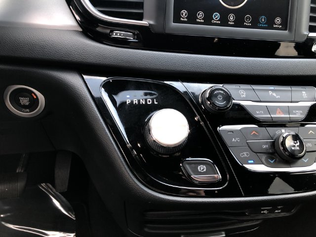 Thumbnail: 2020 Chrysler Pacifica - 29