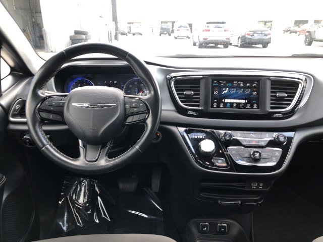 Thumbnail: 2020 Chrysler Pacifica - 2