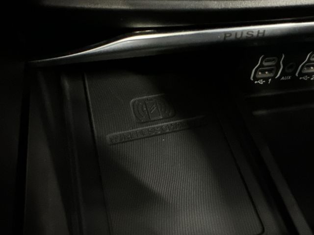Thumbnail: 2021 Chrysler Pacifica - 35