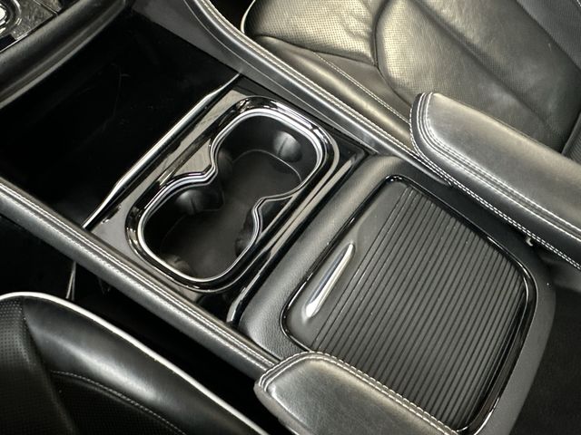 Thumbnail: 2021 Chrysler Pacifica - 27