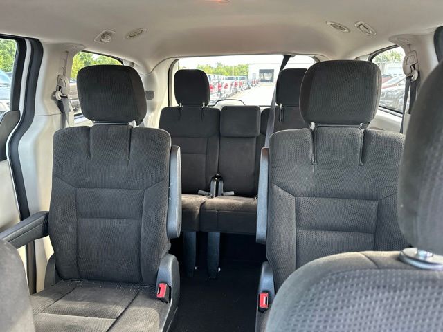 Thumbnail: 2016 Dodge Grand Caravan - 5