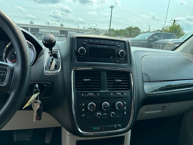 Thumbnail: 2012 Dodge Grand Caravan - 8