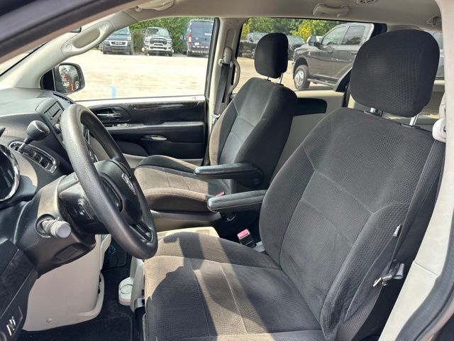 Thumbnail: 2012 Dodge Grand Caravan - 6