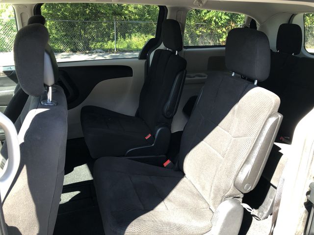Thumbnail: 2012 Dodge Grand Caravan - 11