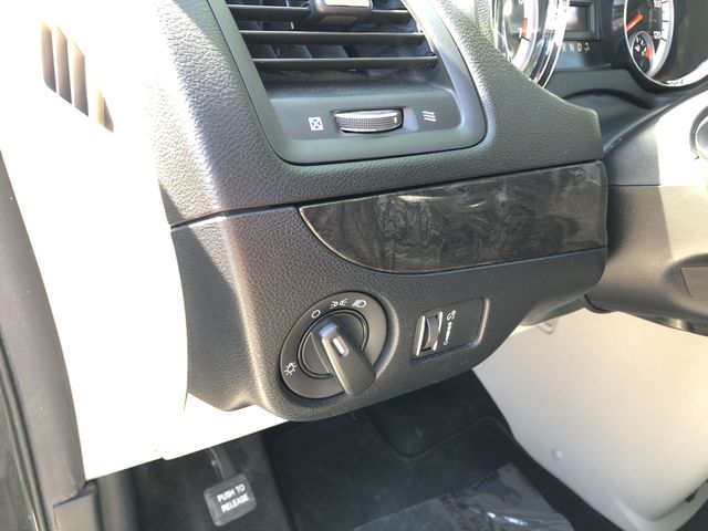 Thumbnail: 2012 Dodge Grand Caravan - 30