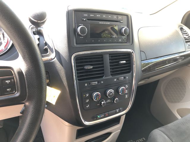 Thumbnail: 2012 Dodge Grand Caravan - 12