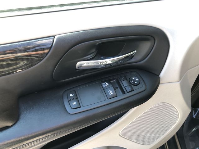 Thumbnail: 2012 Dodge Grand Caravan - 29