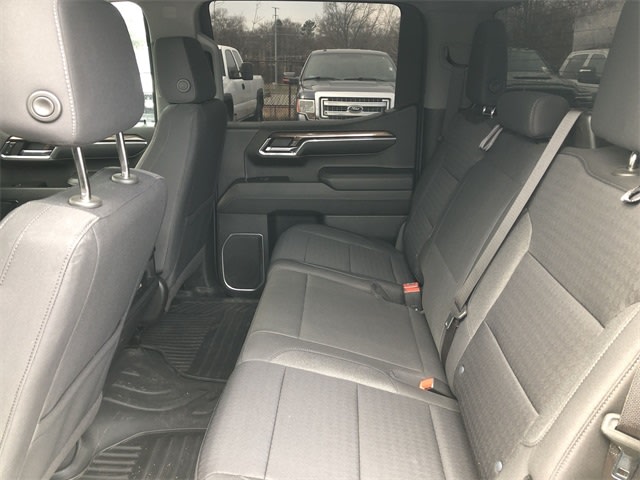 Thumbnail: 2023 Chevrolet Silverado 1500 - 27