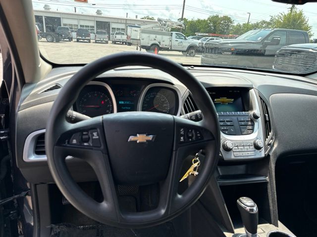 Thumbnail: 2017 Chevrolet Equinox - 2