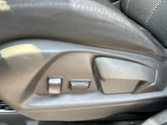 Thumbnail: 2017 Chevrolet Equinox - 14