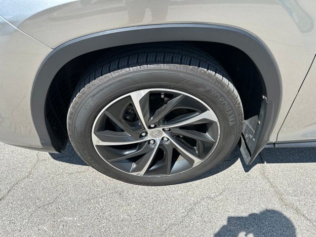 Thumbnail: 2017 Lexus RX - 6