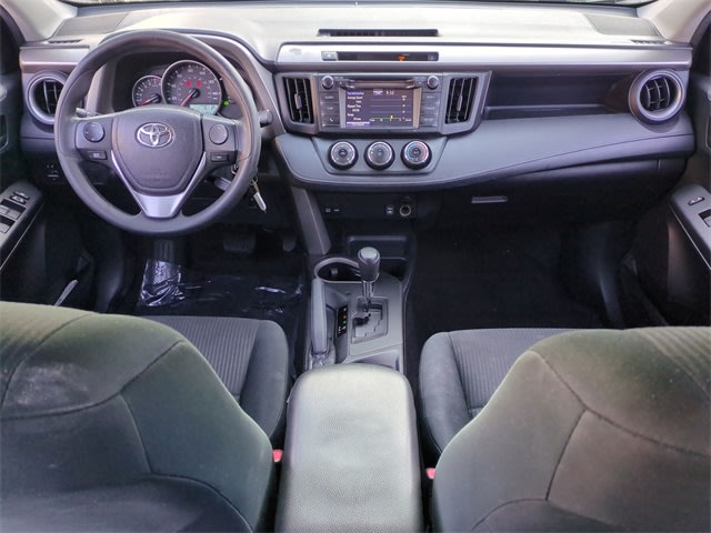 Thumbnail: 2016 Toyota RAV4 - 8