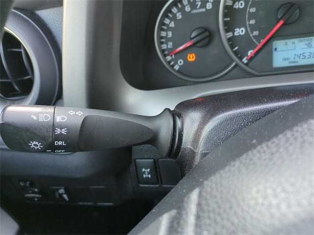 Thumbnail: 2016 Toyota RAV4 - 33