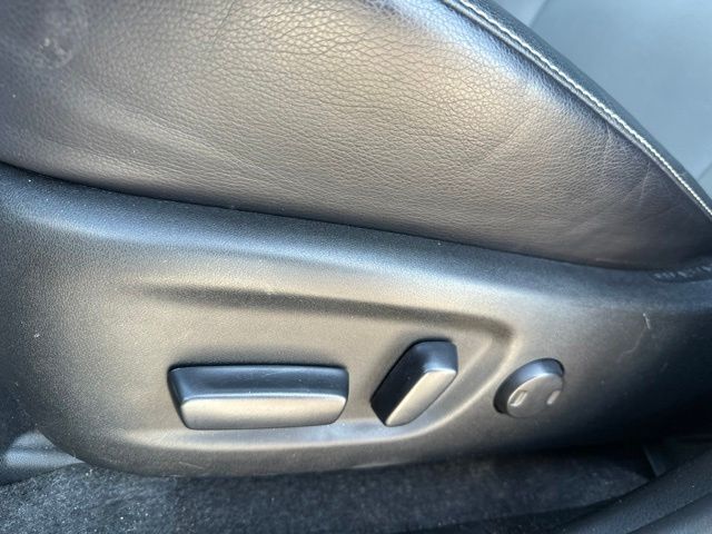 Thumbnail: 2017 Toyota RAV4 - 14