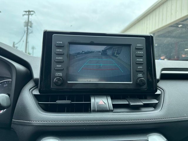Thumbnail: 2019 Toyota RAV4 - 13