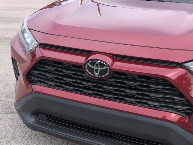 Thumbnail: 2019 Toyota RAV4 - 16