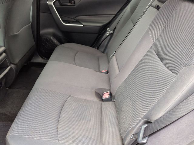 Thumbnail: 2019 Toyota RAV4 - 18