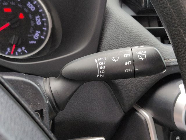Thumbnail: 2019 Toyota RAV4 - 20