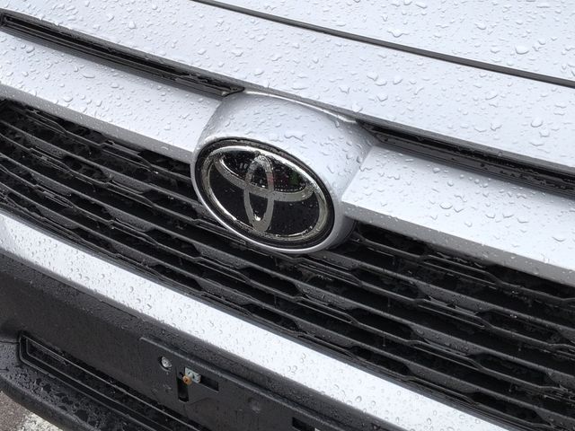 Thumbnail: 2023 Toyota RAV4 - 7