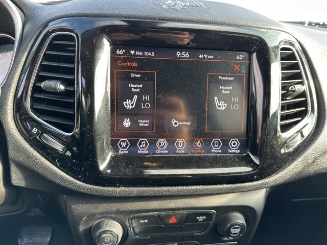 Thumbnail: 2020 Jeep Compass - 12