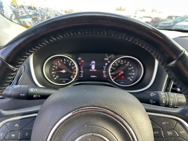 Thumbnail: 2020 Jeep Compass - 9