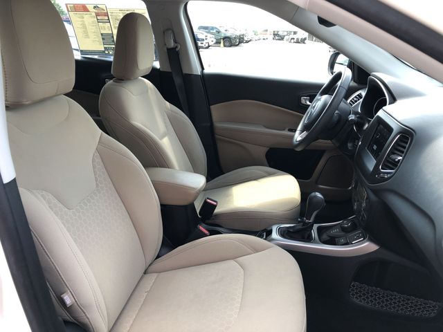 Thumbnail: 2019 Jeep Compass - 10