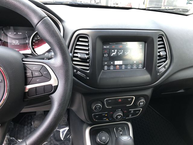 Thumbnail: 2019 Jeep Compass - 13