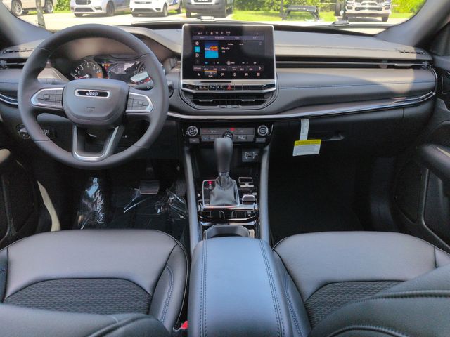 Thumbnail: 2026 Jeep Compass - 9