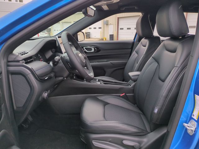 Thumbnail: 2026 Jeep Compass - 10