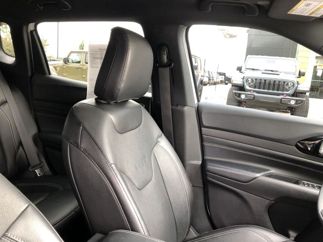 Thumbnail: 2022 Jeep Compass - 11