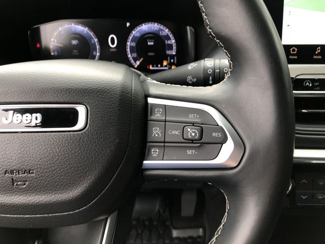 Thumbnail: 2022 Jeep Compass - 35