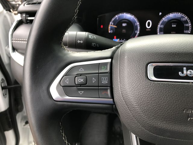 Thumbnail: 2022 Jeep Compass - 36