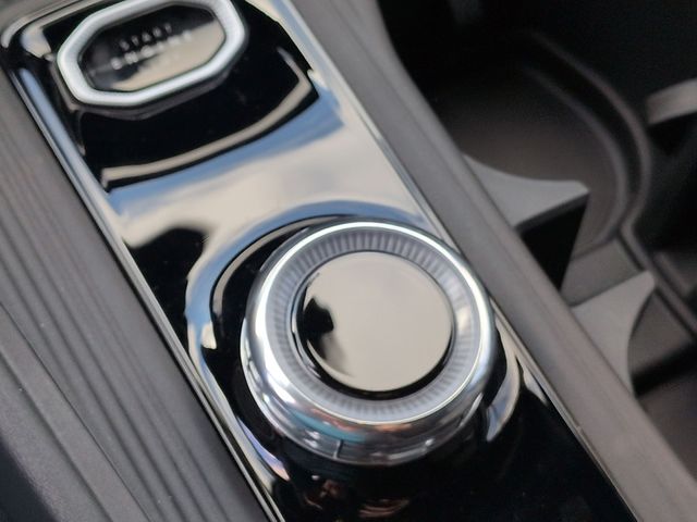 Thumbnail: 2026 Jeep Cherokee - 31