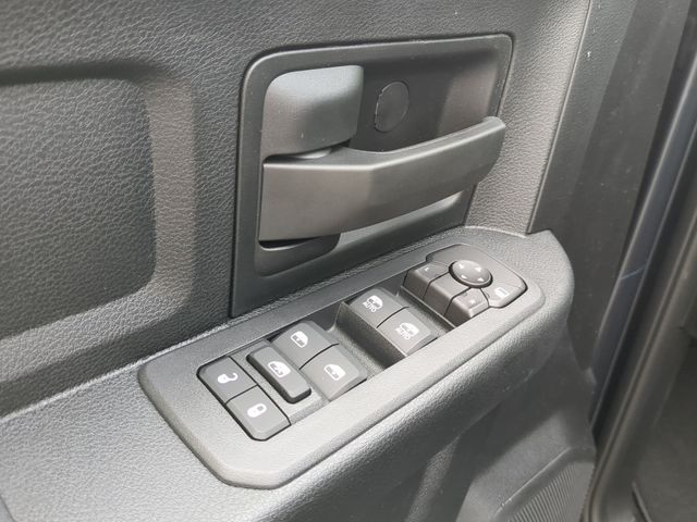 Thumbnail: 2026 RAM 3500 - 25